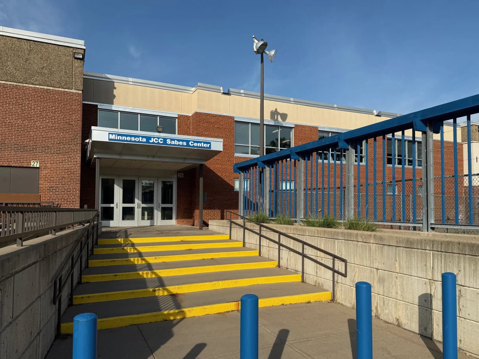 Second supporting image